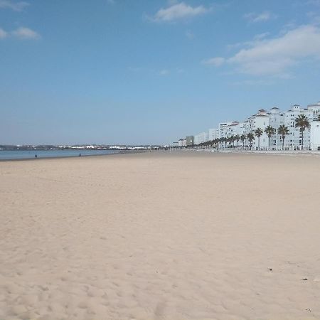 Primera Linea De Playa En Valdelagrana El Puerto de Santa Maria Exterior photo